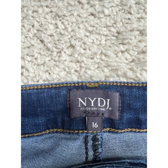 NYDJ Barbara Bootcut Jeans Womens 16 Blue Dark Wash Stretch Lifttuck Technology - Picture 6 of 12